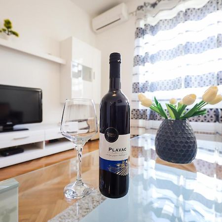 Zara City Center Apartment Ngoại thất bức ảnh