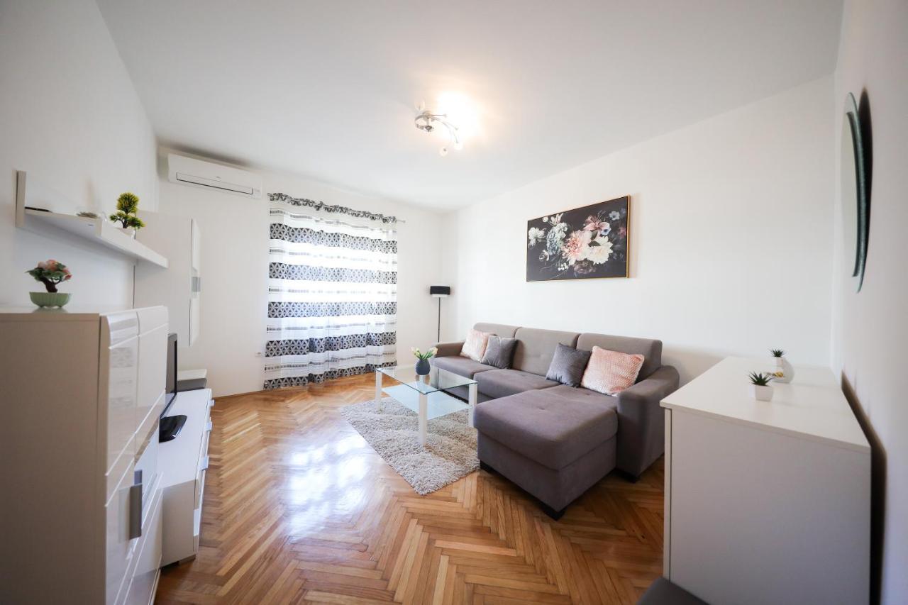 Zara City Center Apartment Ngoại thất bức ảnh