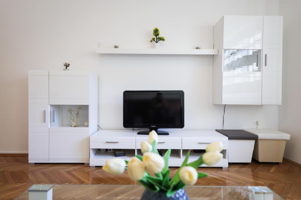 Zara City Center Apartment Ngoại thất bức ảnh